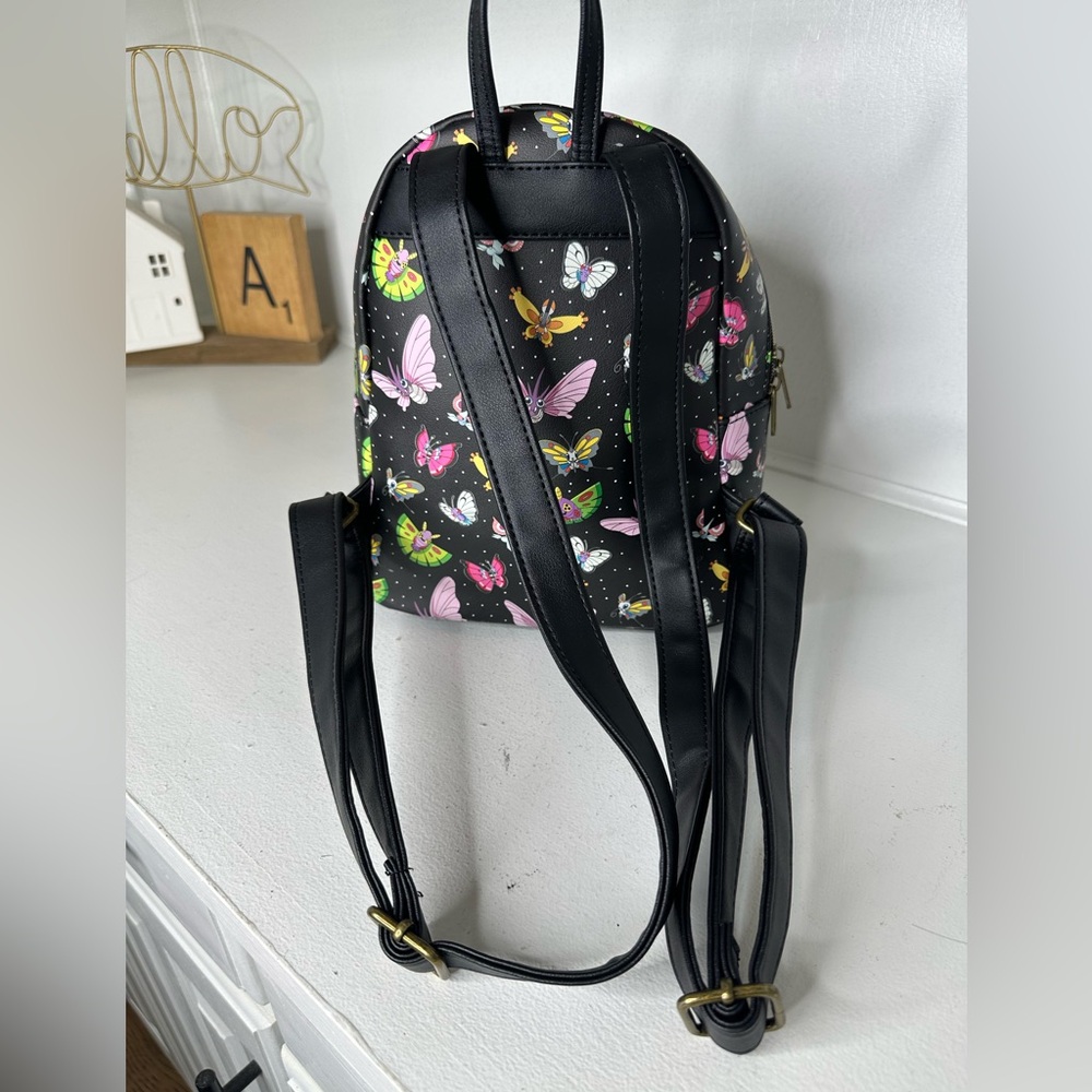 Pokémon x Loungefly Butterfree Mini Backpack – 2021 Funko Exclusive - Picture 3 of 6